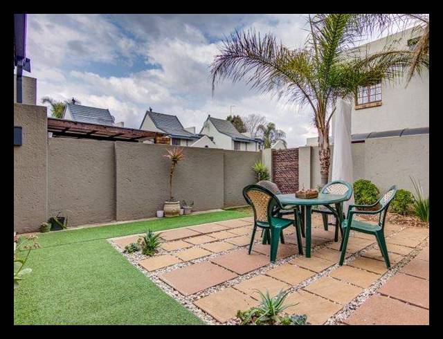 3 BEDROOM CLUSTER FOR SALE IN GLEN MARAIS